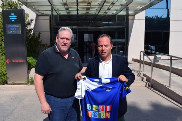 IMED Levante y el Balonmano Benidorm renuevan su acuerdo de colaboración